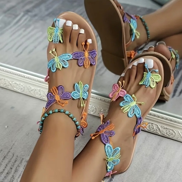 Embroidery rainbow butterfly sandal - Picture 4 of 7